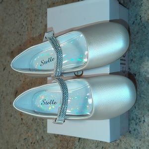 NEW Rhinestone Champagne Dress Shoes